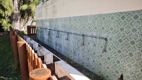 &##xd;&##xa;The long rows of faucets &##x28;taps&##x29; that you see in Muslim graveyards are there for ritual washing &##x28;wudu&##x2f;ablution&##x29; before prayer.&##xd;&##xa;