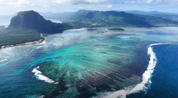 Mauritius&##x3a; A Multicultural Miracle With a Local Heart and Global Vision
