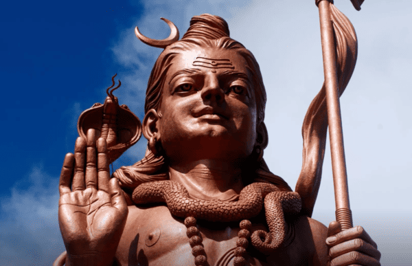 The Hindu Heart of Mauritius&##x3a; A Legacy of Language, Labor, and Leadership.